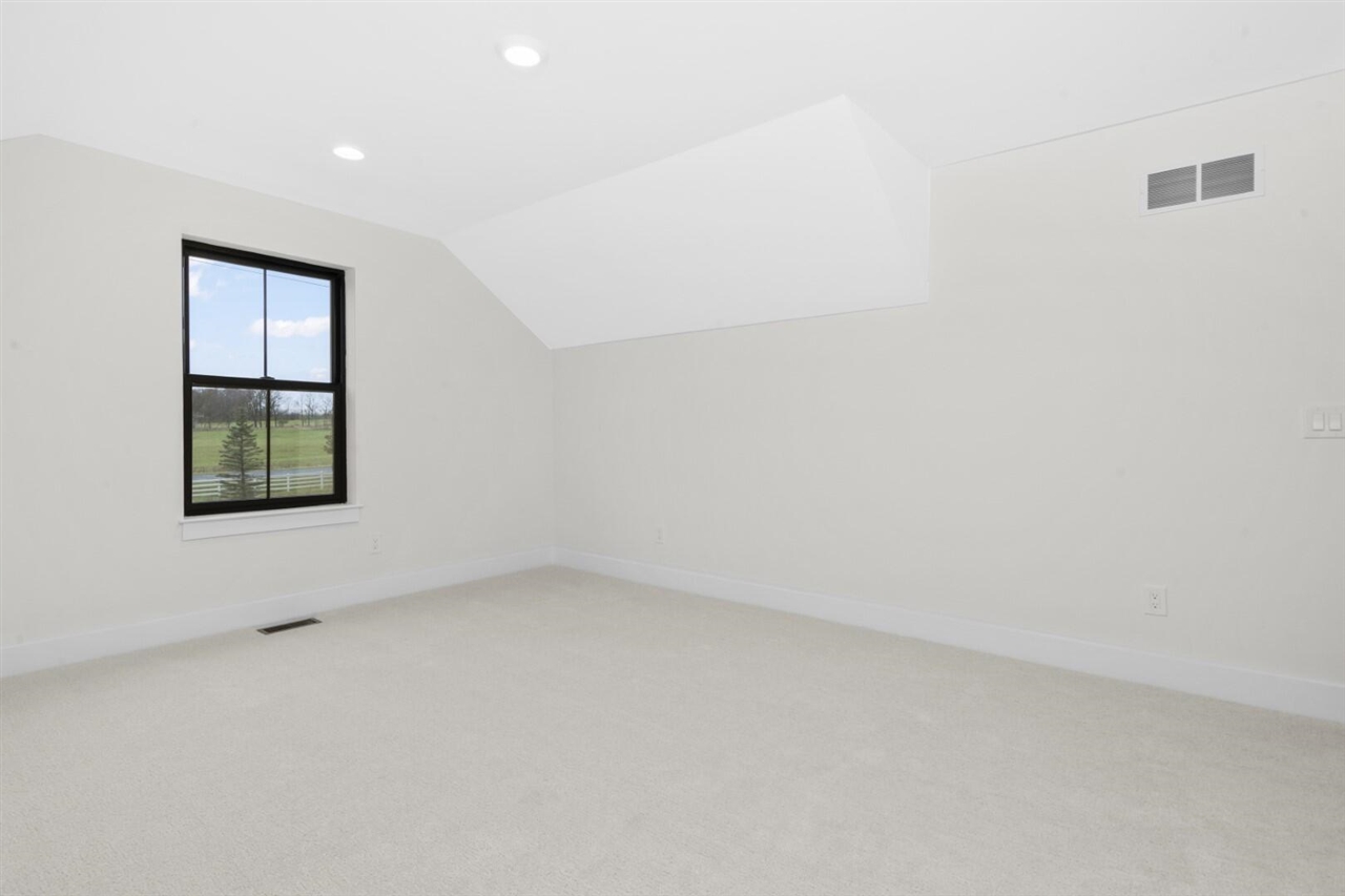 43492 Cottisford Street photo 28