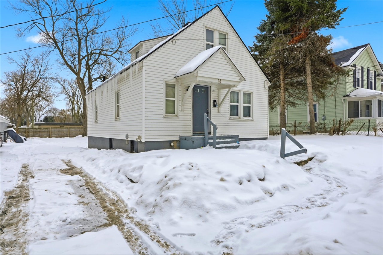 18 Edna Avenue photo 2