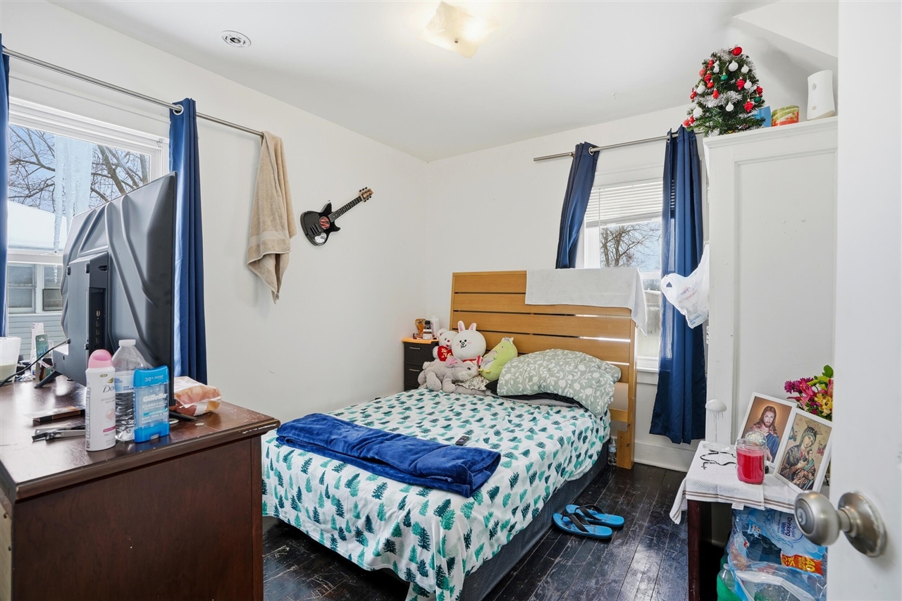 18 Edna Avenue photo 12
