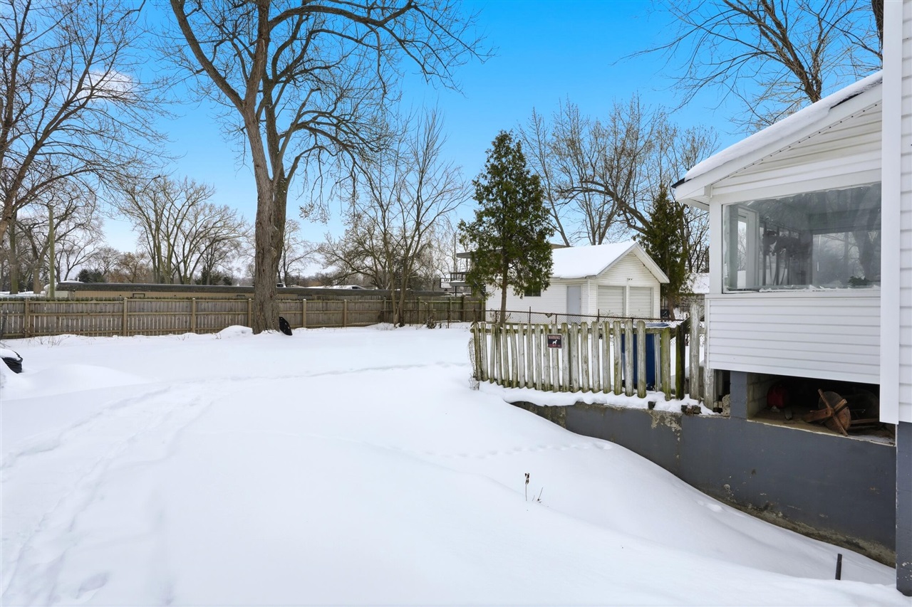 18 Edna Avenue photo 22