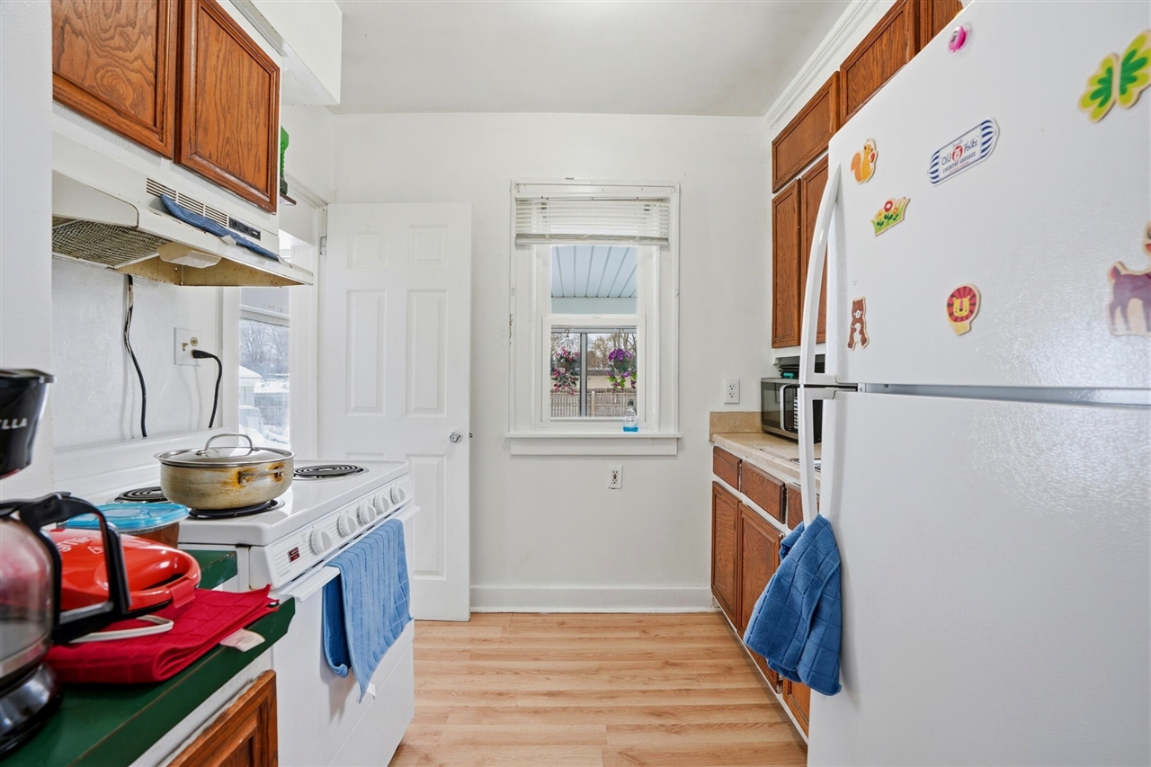 18 Edna Avenue photo 10