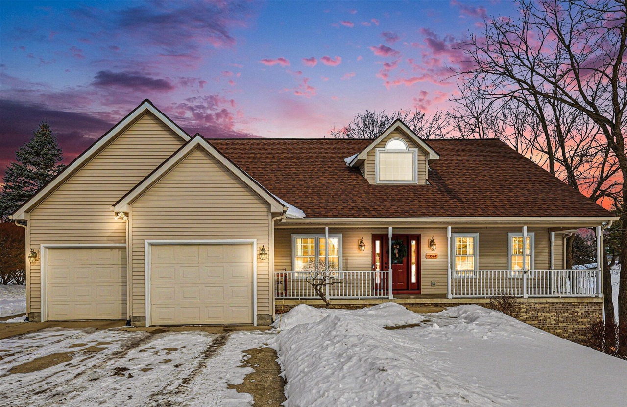 Homes for sale in Gregory, MI | 13574 Orchard Ct, Gregory, MI 48137 | MLS# 70514236