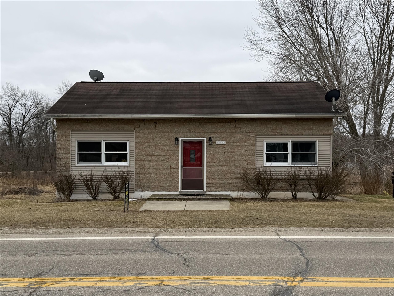 Homes for sale in Stockbridge, MI | 4760 E Main St, Stockbridge, MI 49285 | MLS# 70514243