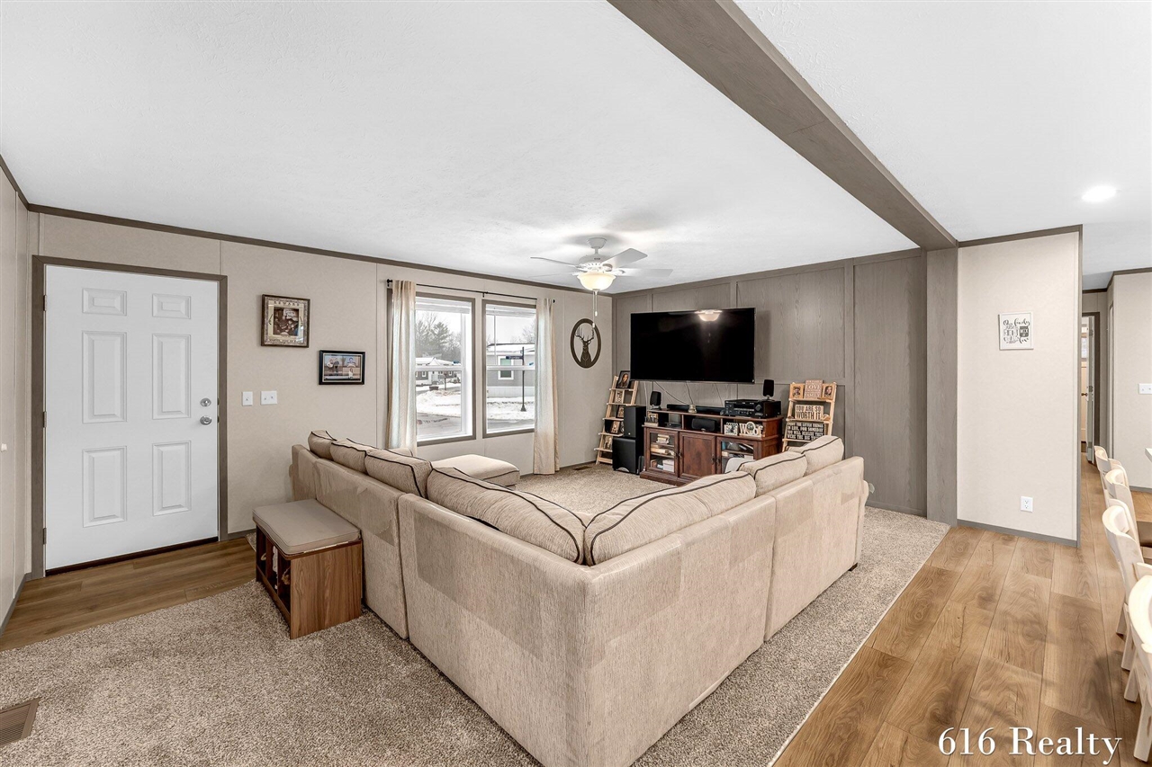 Homes for sale in Belmont, MI | 1285 Ashbrook St, Belmont, MI 49306 | MLS# 70514249