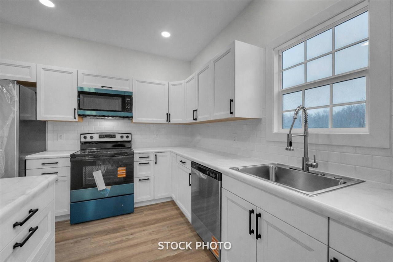 502 E Hatch Street, Sturgis, MI, 49091-1525