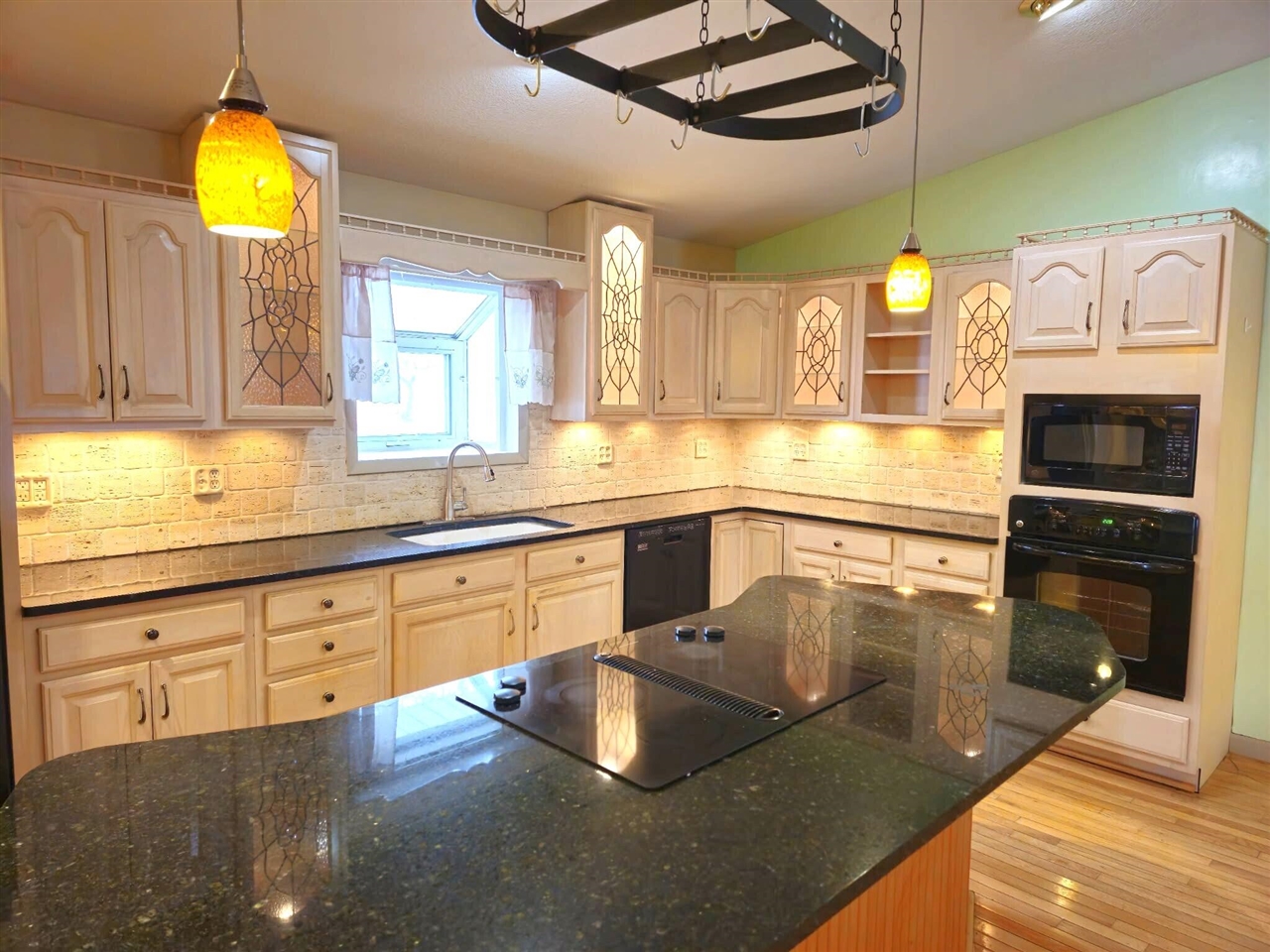 4835 Staten Drive, Jackson, MI, 49201-8936