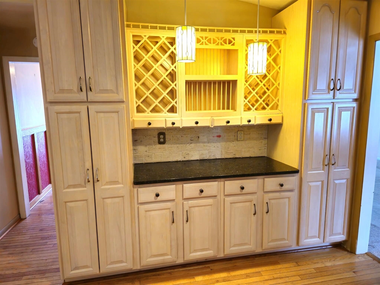 4835 Staten Drive, Jackson, MI, 49201-8936