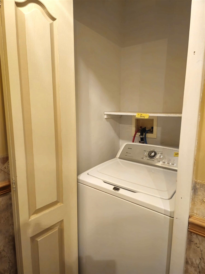 4835 Staten Drive, Jackson, MI, 49201-8936