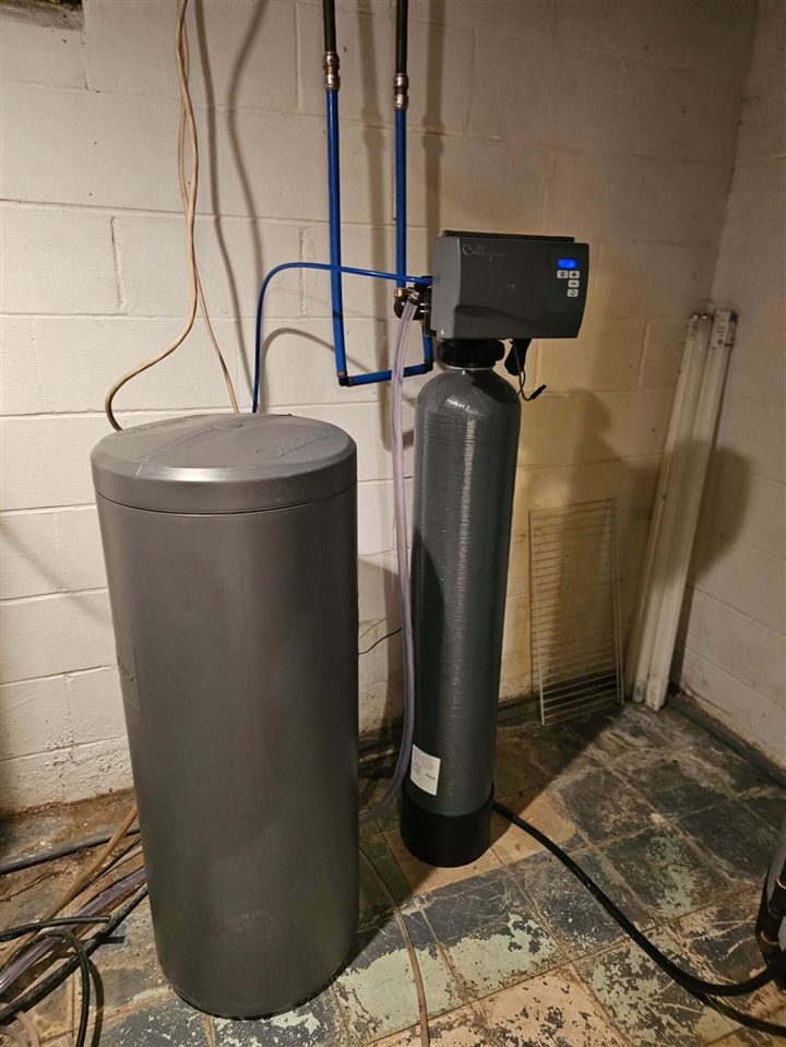 4835 Staten Drive, Jackson, MI, 49201-8936