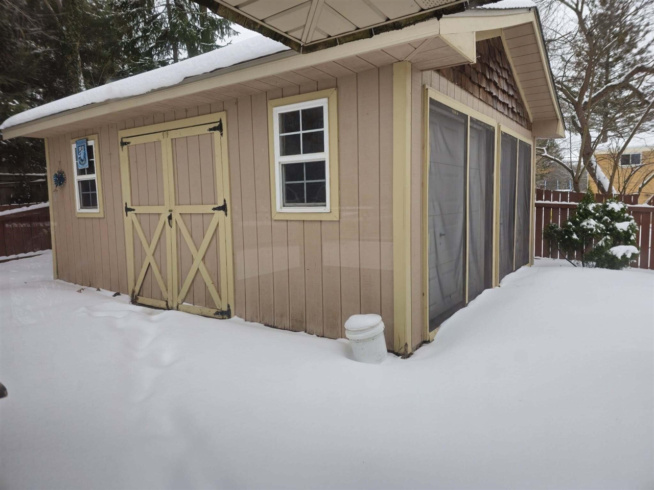 4835 Staten Drive, Jackson, MI, 49201-8936