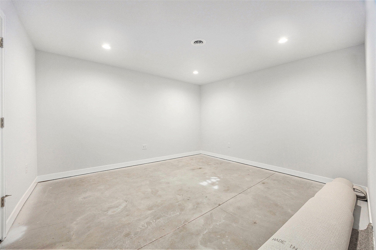 UNIT&nbsp;79 Rose Ridge Drive, Rockford, MI, 49341