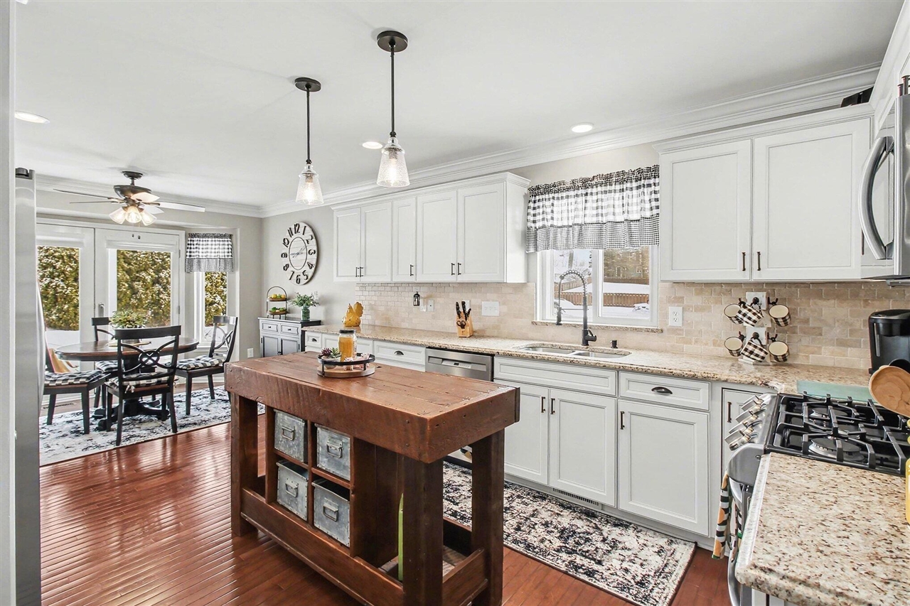 White Lake, MI, 48386-1864