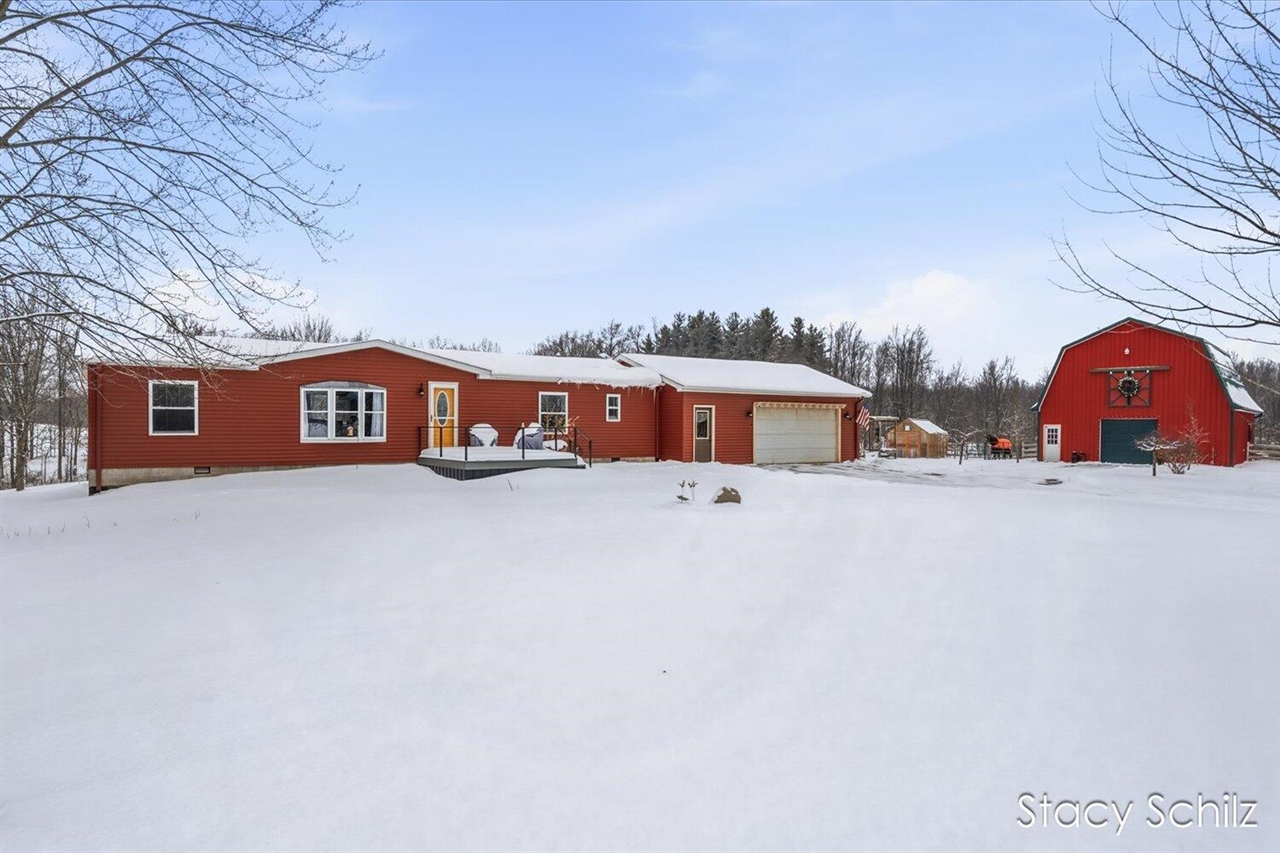 Homes for sale in Bellevue, MI | 10195 Cox Rd, Bellevue, MI 49021 | MLS# 70514318
