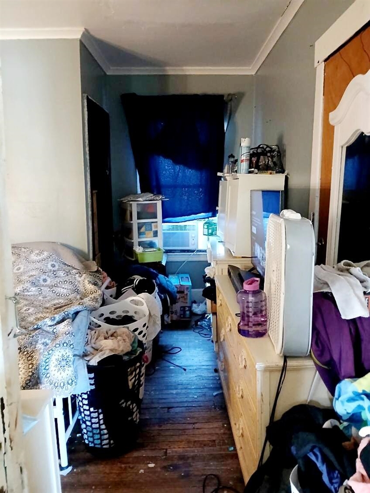 967 Continental Street, Detroit, MI, 48215-3917