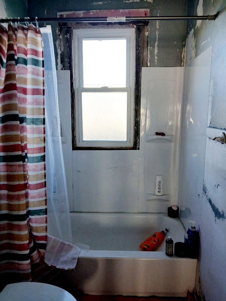 967 Continental Street, Detroit, MI, 48215-3917