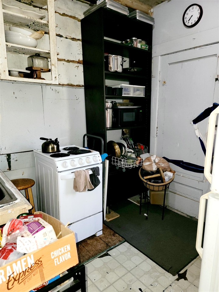 967 Continental Street, Detroit, MI, 48215-3917