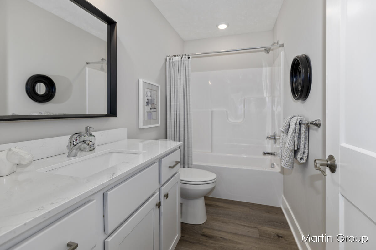 2219 Watertown Way, Grand Rapids, MI, 49505