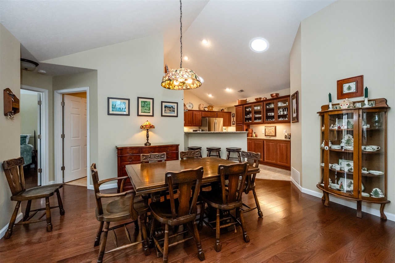 3061 Riverview Lane, Benton Harbor, MI, 49022-2479