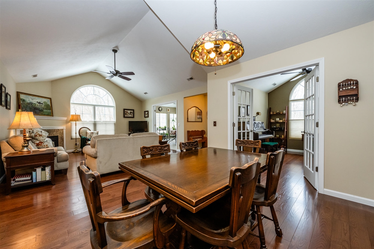 3061 Riverview Lane, Benton Harbor, MI, 49022-2479