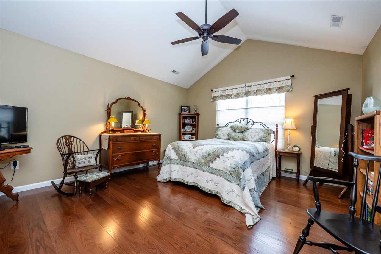 3061 Riverview Lane, Benton Harbor, MI, 49022-2479