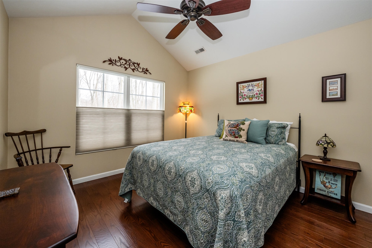 3061 Riverview Lane, Benton Harbor, MI, 49022-2479