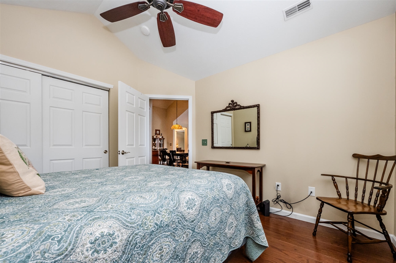 3061 Riverview Lane, Benton Harbor, MI, 49022-2479