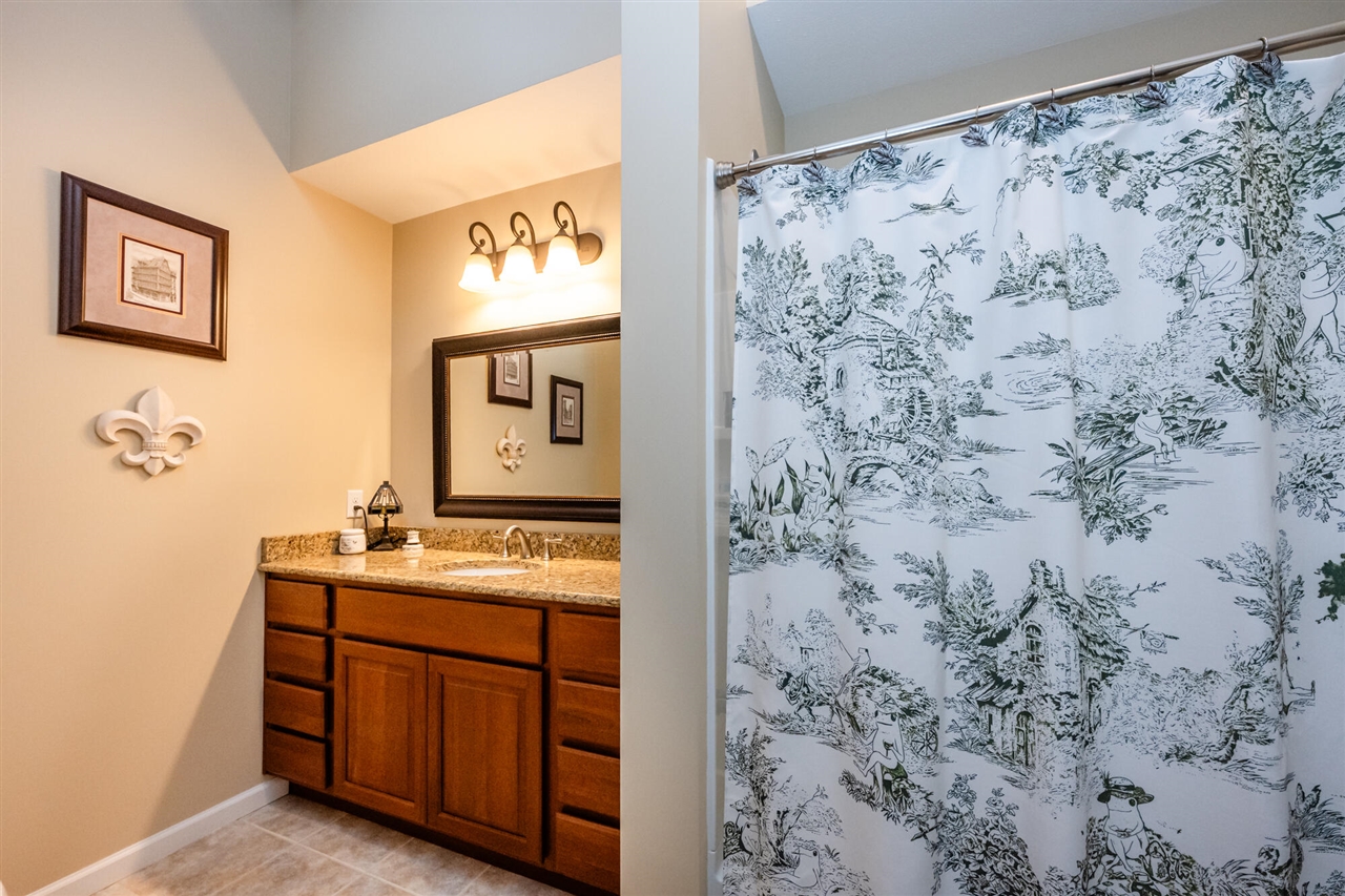 3061 Riverview Lane, Benton Harbor, MI, 49022-2479