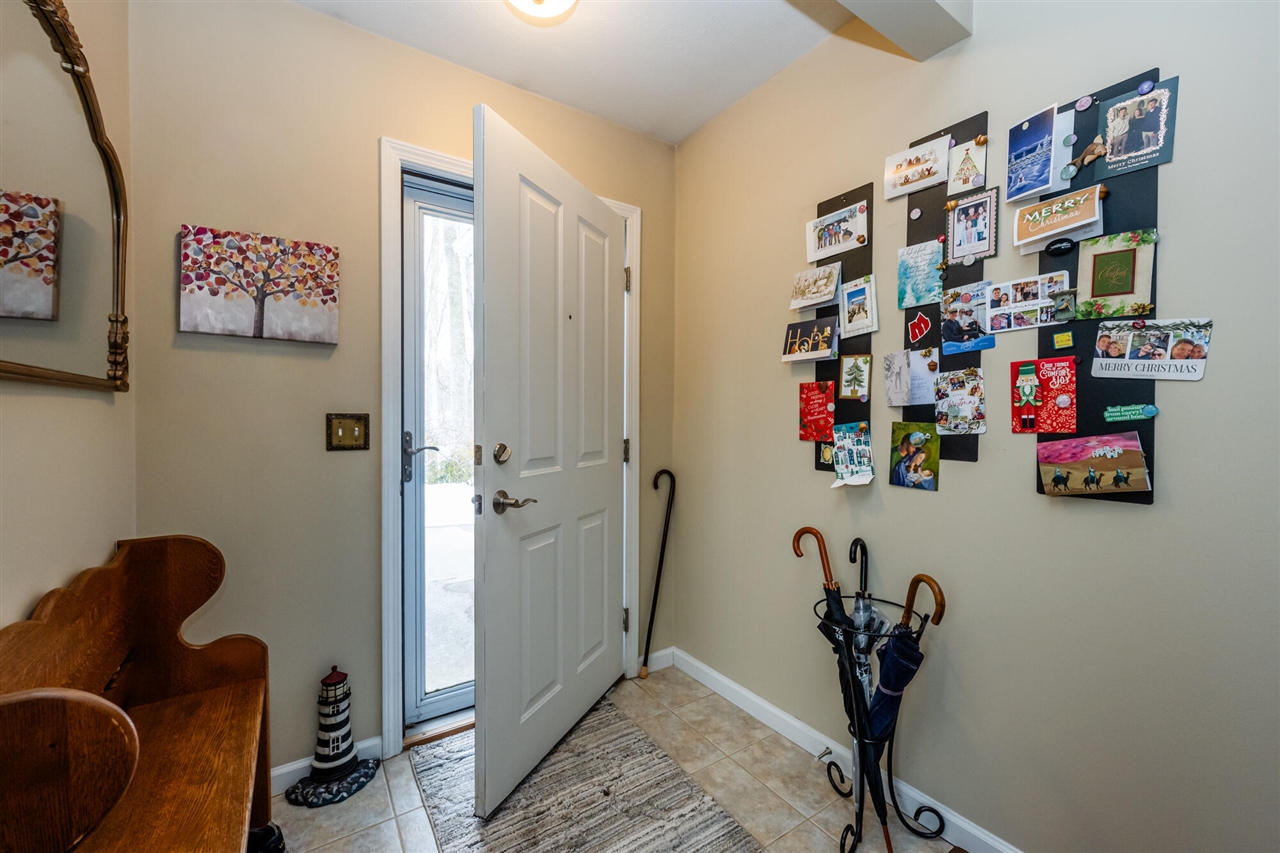 3061 Riverview Lane, Benton Harbor, MI, 49022-2479