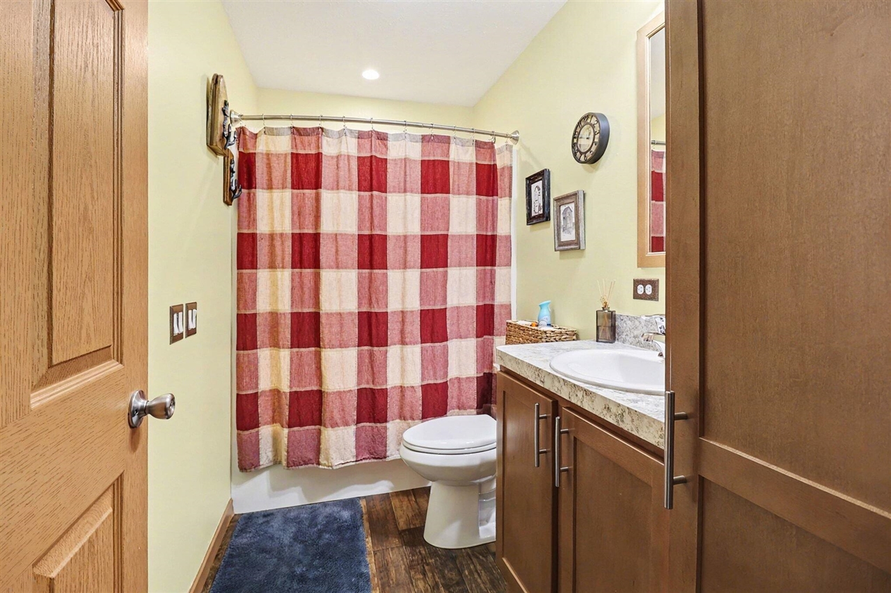 1789 S 58th Avenue, Shelby, MI, 49455-9657