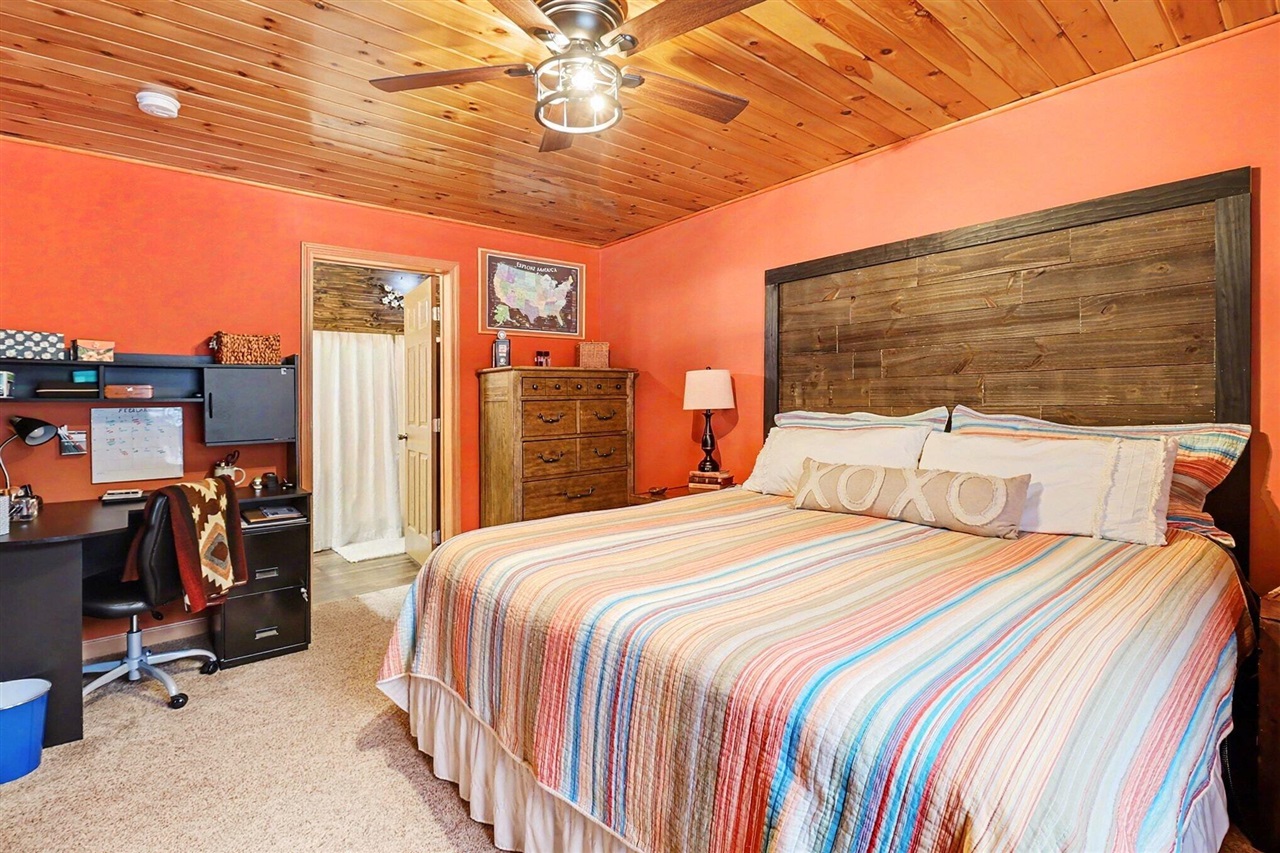 1789 S 58th Avenue, Shelby, MI, 49455-9657