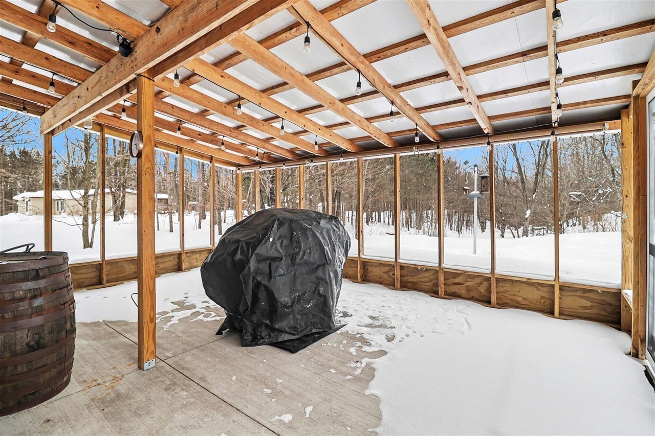 1789 S 58th Avenue, Shelby, MI, 49455-9657