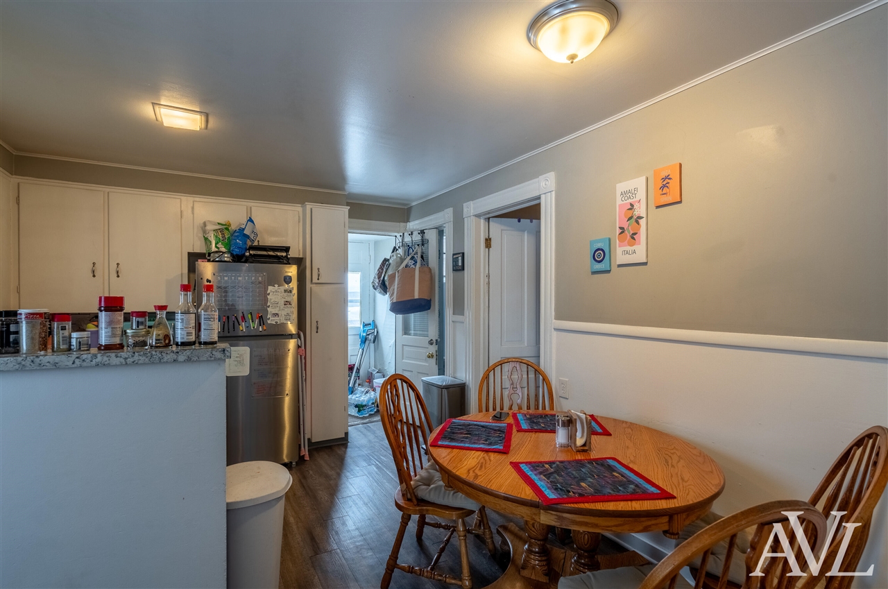 205 Marion Avenue, Grand Rapids, MI, 49504-5421