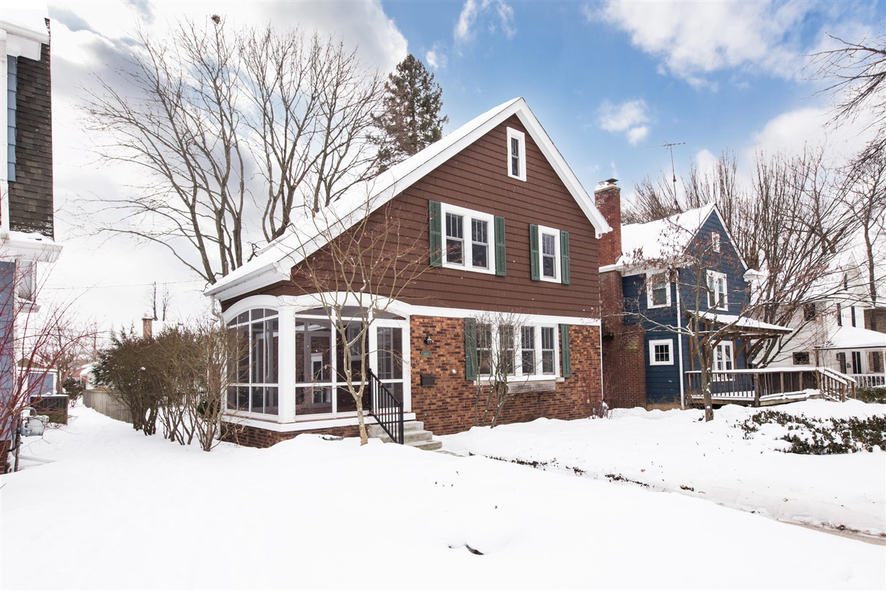 104 Mcclellan Street, Hillsdale, MI, 49242-1025