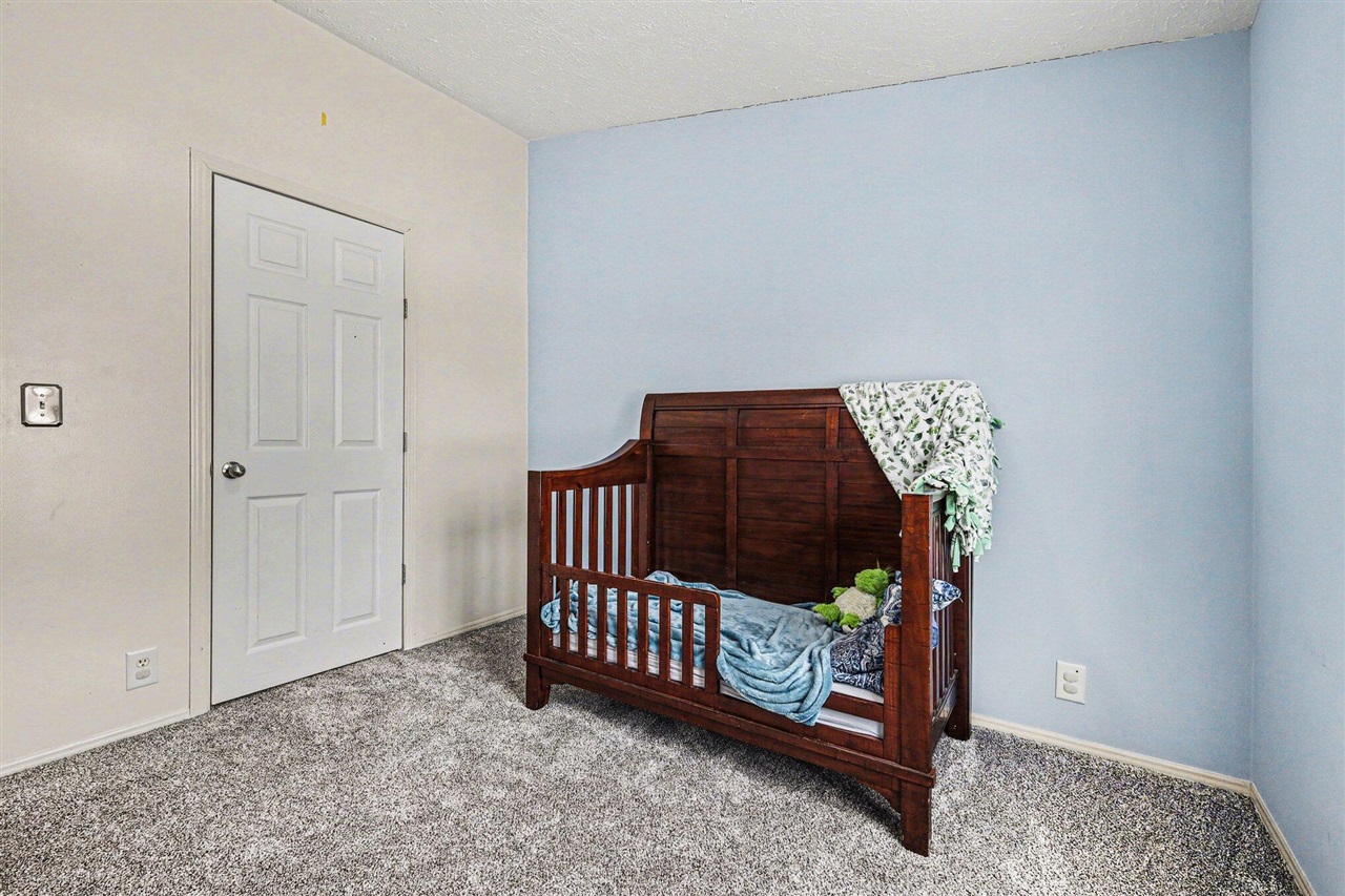 11600 Bear Meadows Drive, Alto, MI, 49302-9070