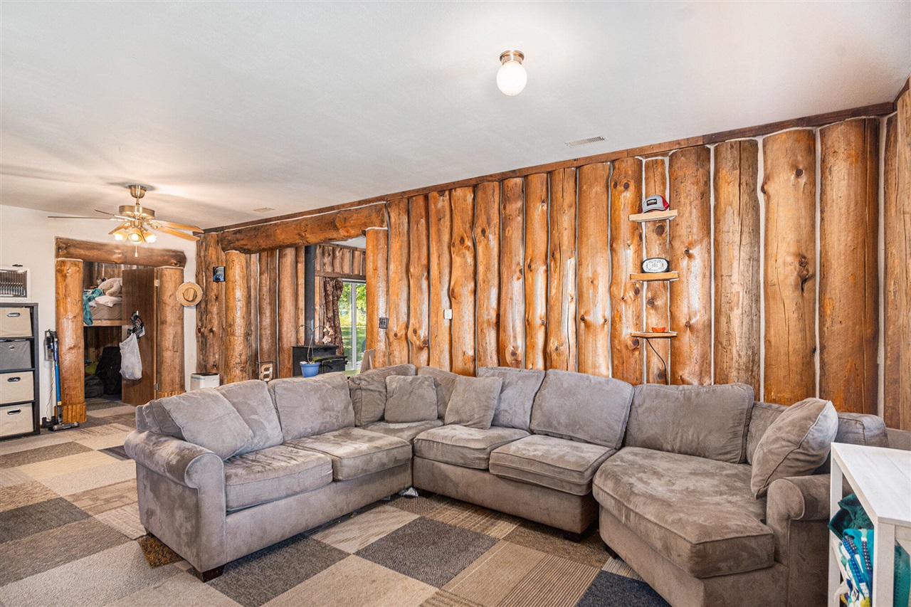 3933 W Harrison Road, Hart, MI, 49420