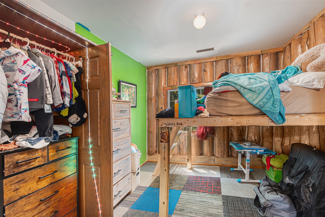 3933 W Harrison Road, Hart, MI, 49420