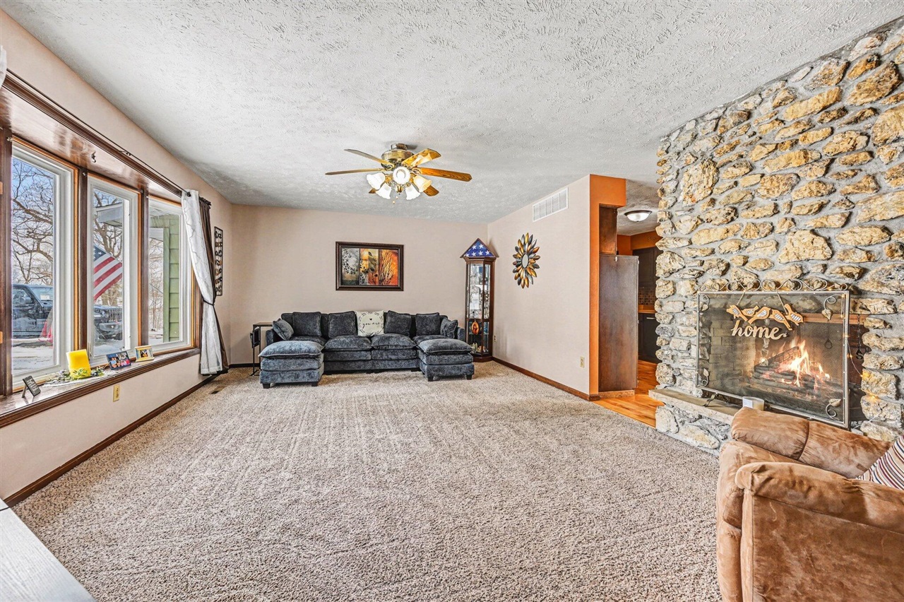 Homes for sale in Nashville, MI | 10070 Thornapple Lake Rd, Nashville, MI 49073 | MLS# 70514544