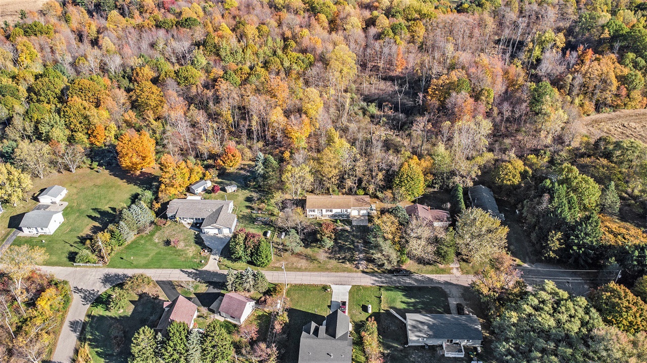 1021 Orchard Avenue, South Haven, MI, 49090-9537