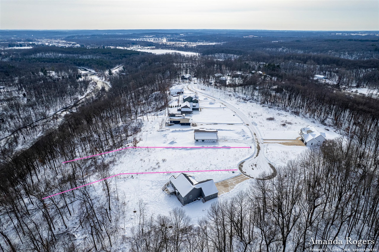 Homes for sale in Lowell, MI | 12920 Triple Oak Dr, Lowell, MI 49331 | MLS# 70514566