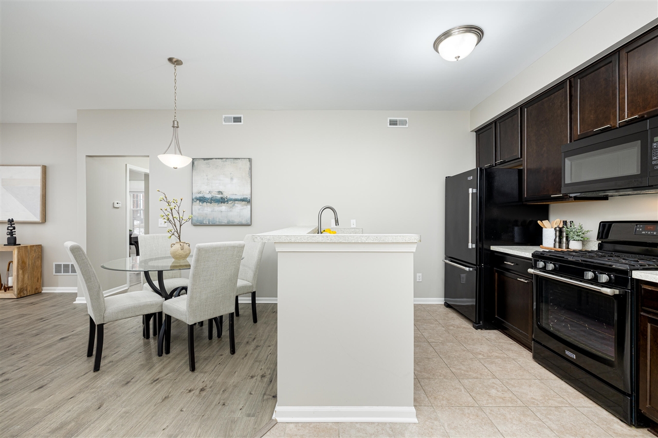  UNIT 70, Ann Arbor, MI, 48103