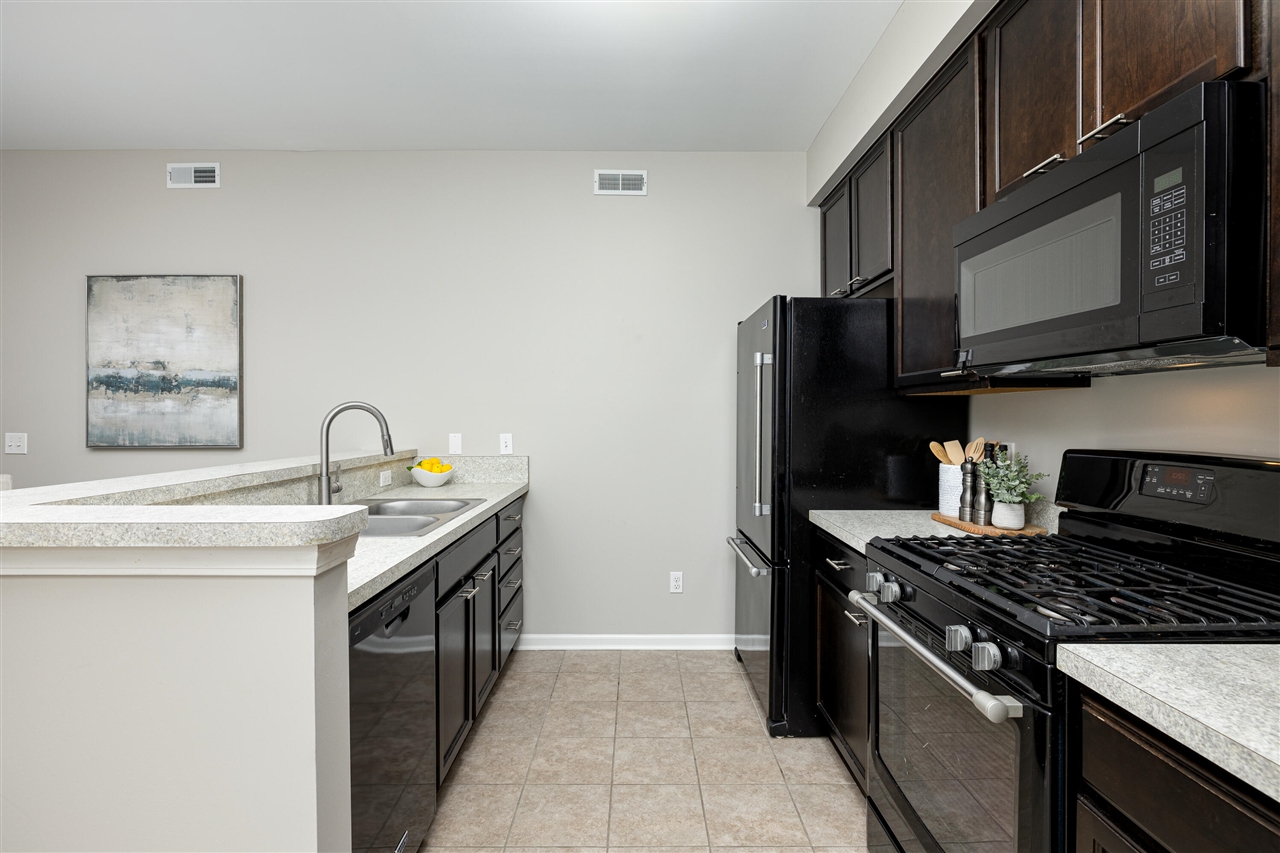  UNIT 70, Ann Arbor, MI, 48103