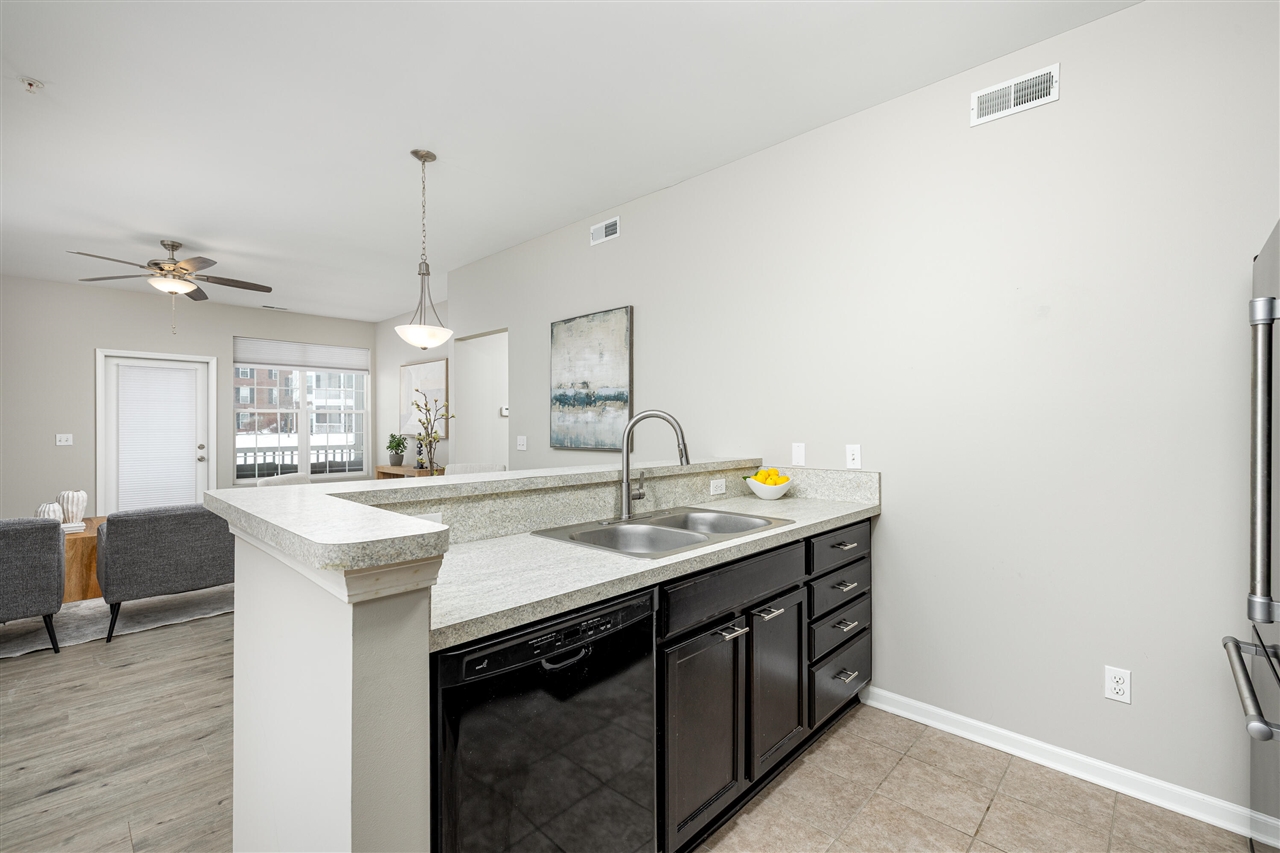  UNIT 70, Ann Arbor, MI, 48103