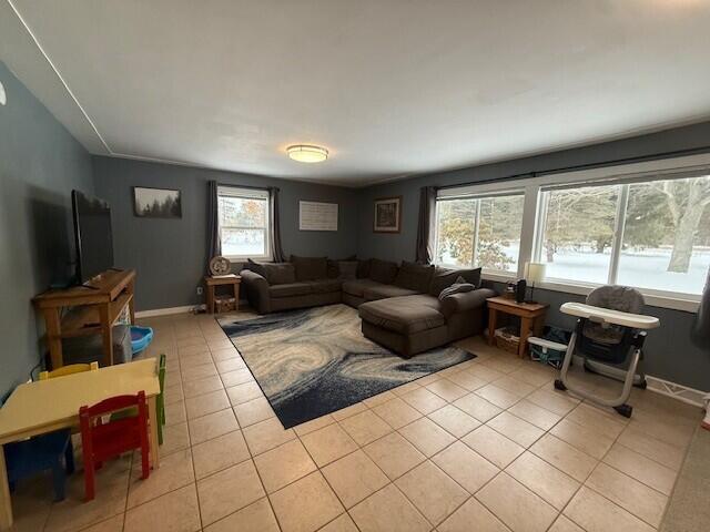 495 S Maple Island Road, Muskegon, MI, 49442