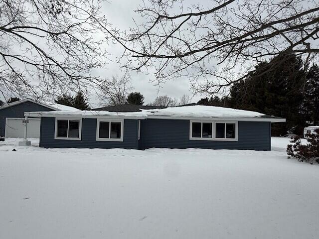 495 S Maple Island Road, Muskegon, MI, 49442