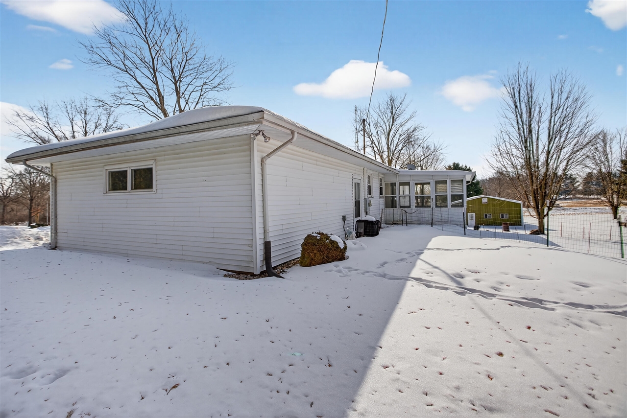 2770 N Dearing Road, Parma, MI, 49269-9772