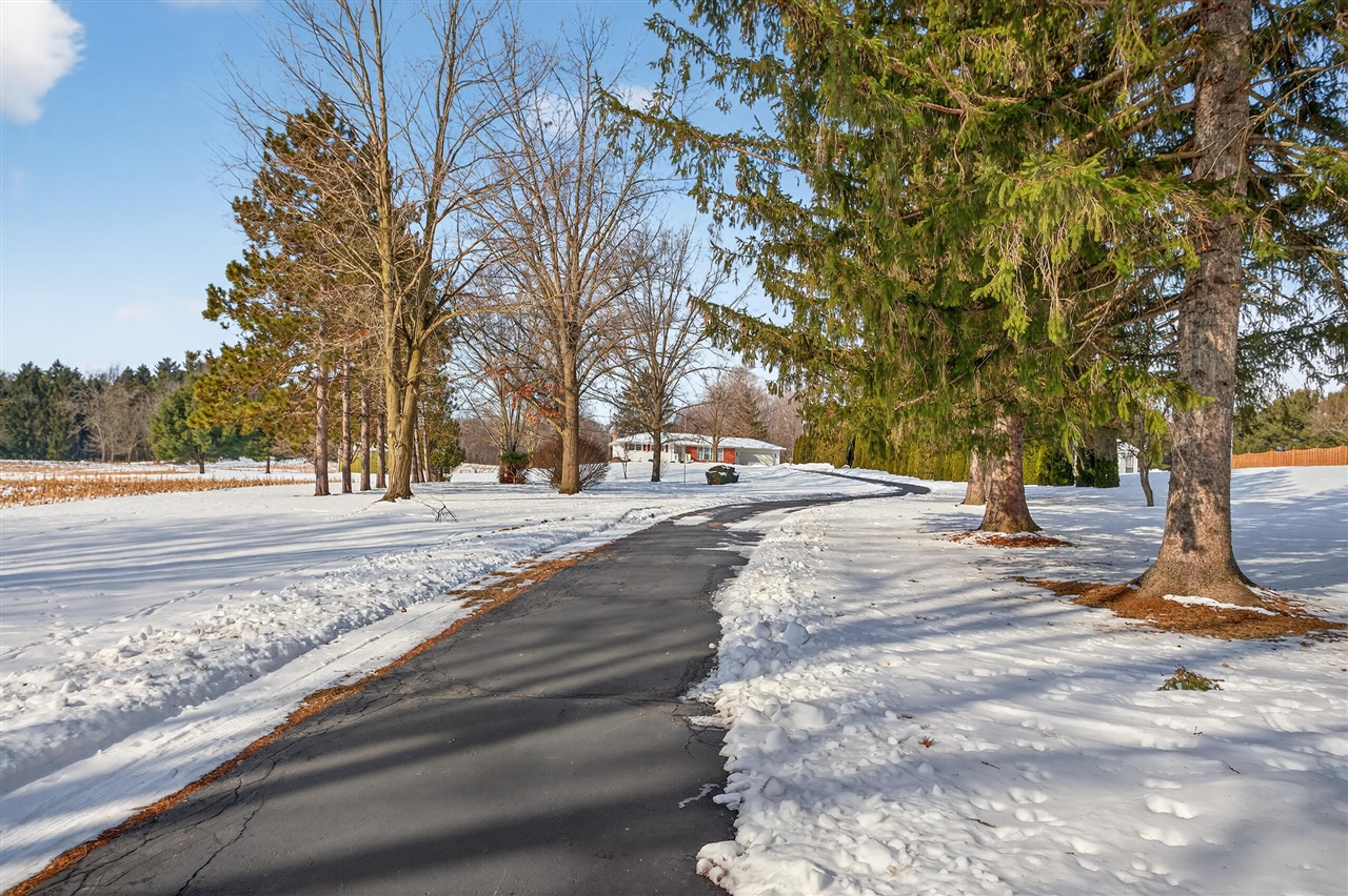 2770 N Dearing Road, Parma, MI, 49269-9772