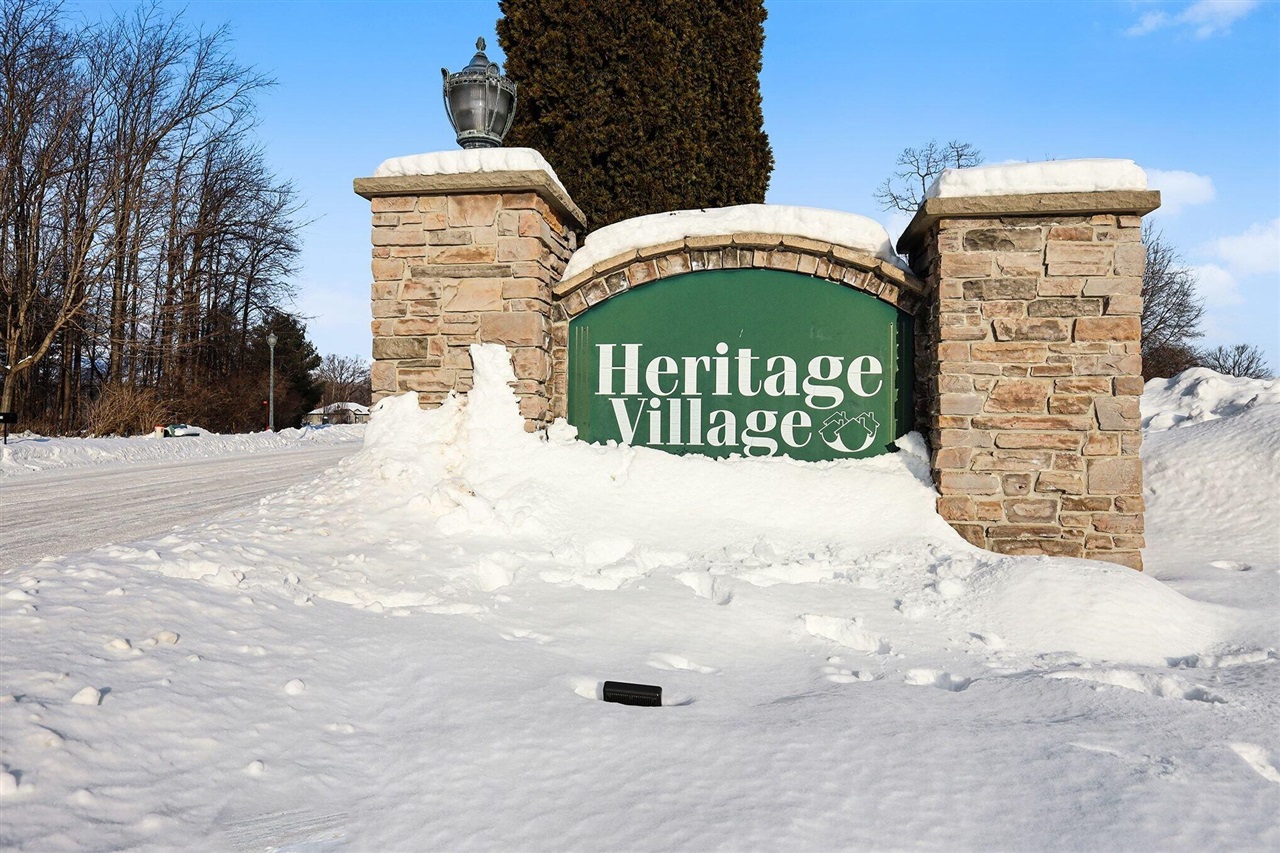 Photo of property for sale at 561 Wittenberg Path, Saint Joseph MI 49085-8313
