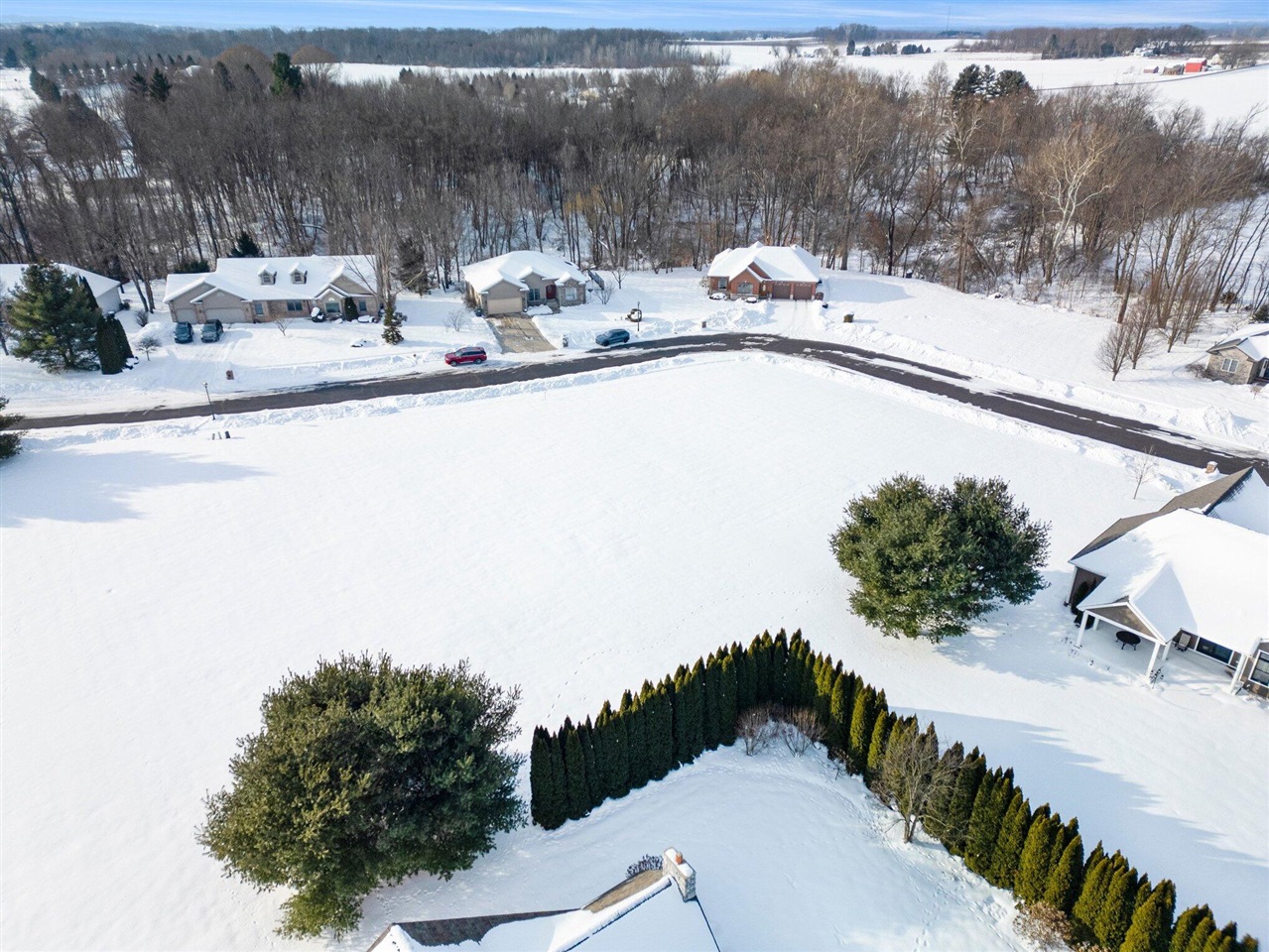 561 Wittenberg Path photo 4