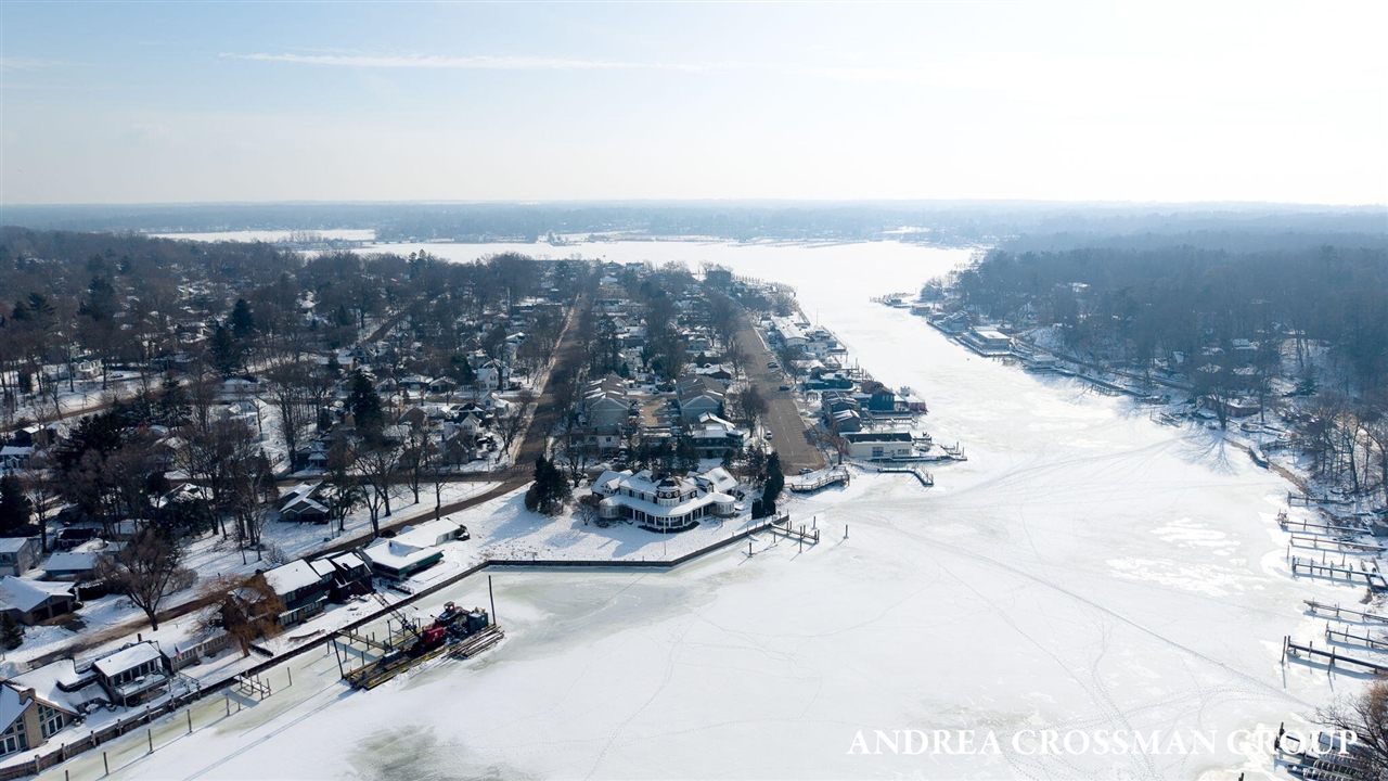 Homes for sale in Saugatuck, MI | 1005 Park St, Saugatuck, MI 49453 | MLS# 70514693