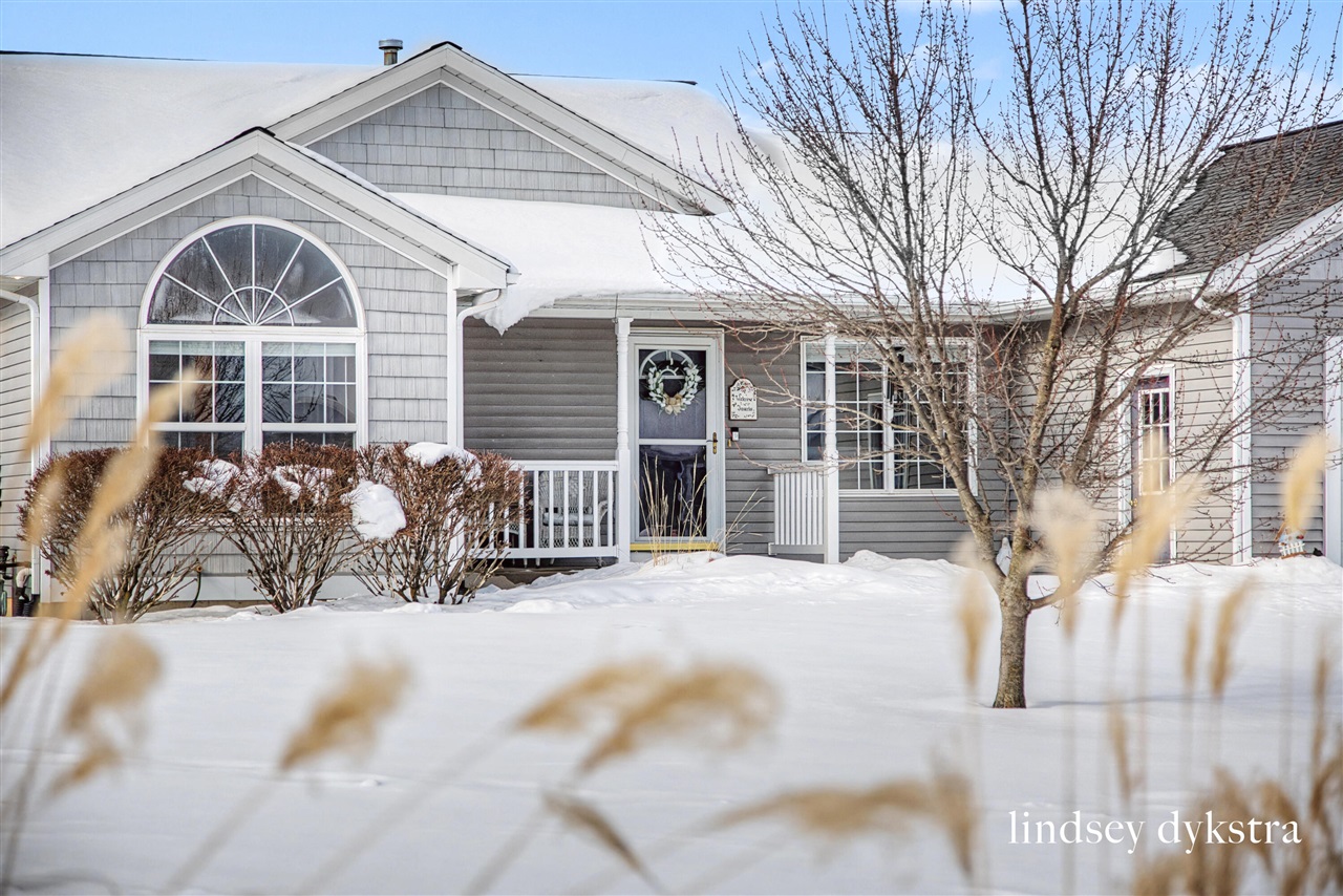 Homes for sale in Coopersville, MI | 943 Red Tail Dr, Coopersville, MI 49404 | MLS# 70514697